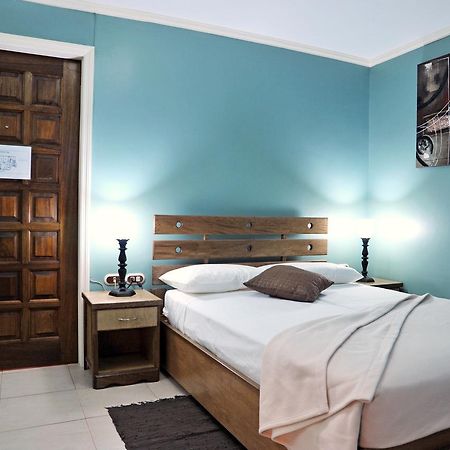 Culture Crossroads Inn Port of Spain Extérieur photo