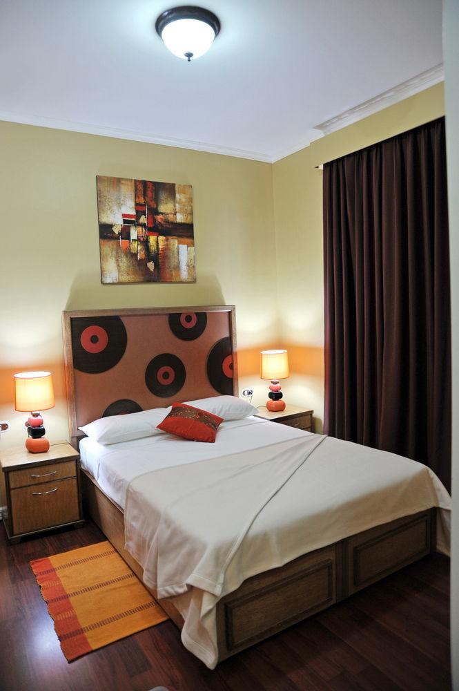 Culture Crossroads Inn Port of Spain Extérieur photo