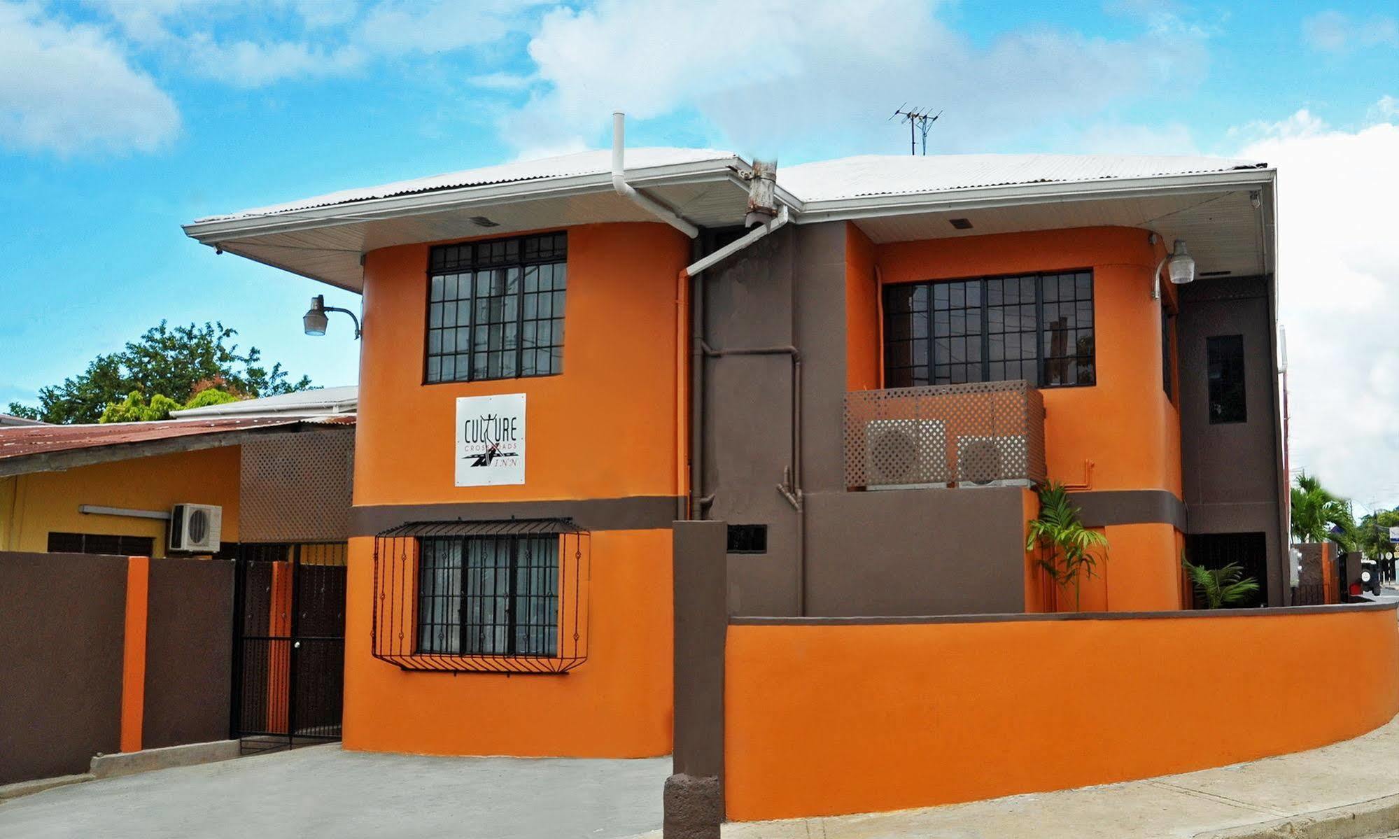 Culture Crossroads Inn Port of Spain Extérieur photo